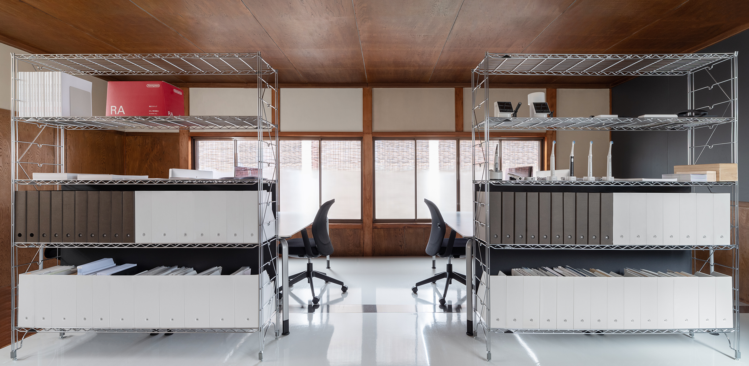 p-vintage-vinyl-house