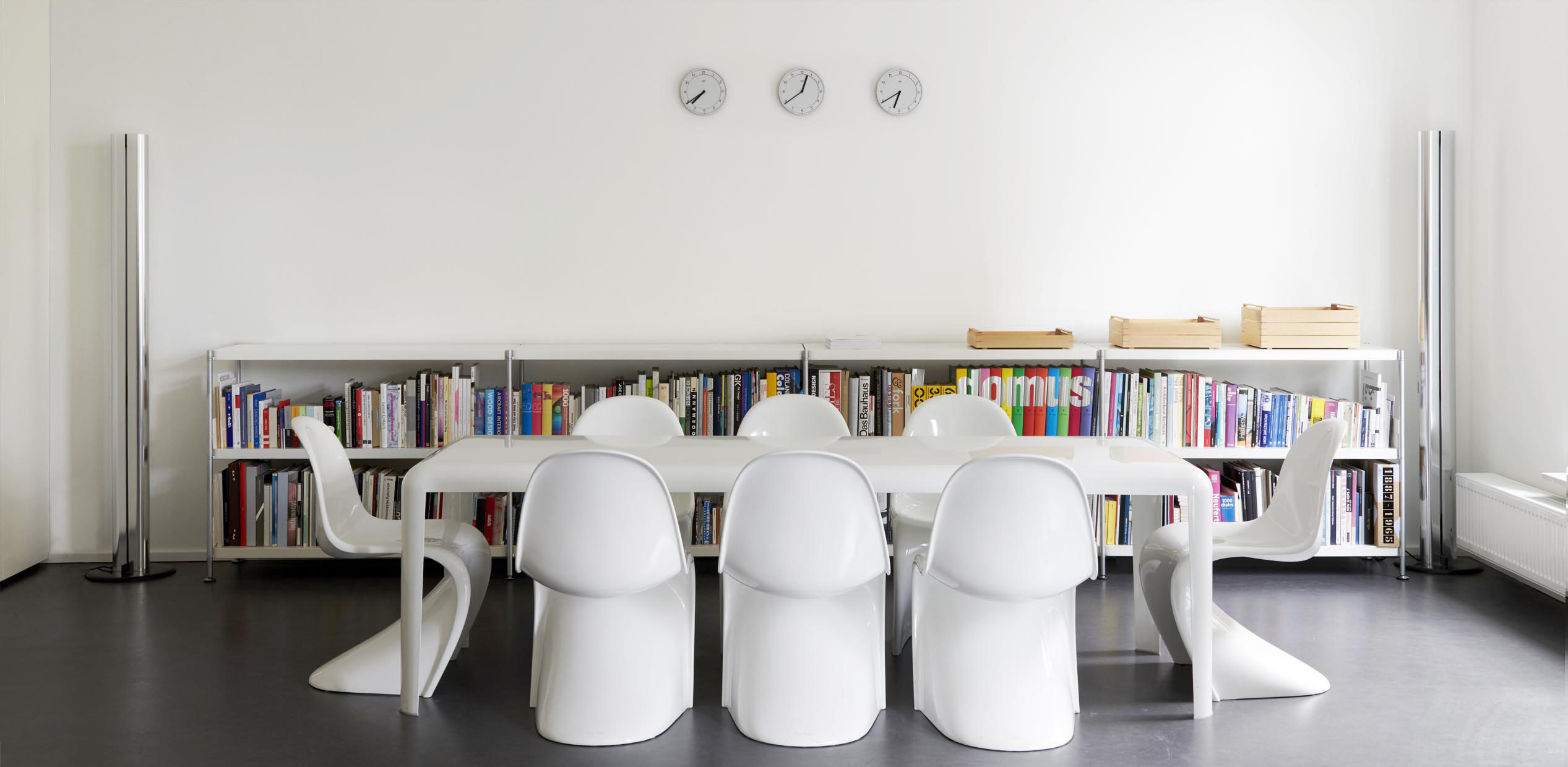 p-vintage-vinyl-house